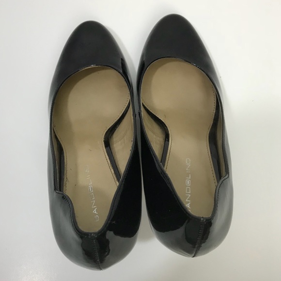 Bandolino Black Pumps. Size 7 M - Picture 6 of 8